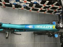 Orbea - Komplettbike Enduro Rallon Carbon M10 Jade/Silber/Schwarz -Fahrrad Verkäufe IMG 2620 1 1280x1280