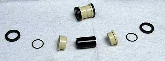 Fox Racing Shox - Dämpferbuchsen-Set Alu 5-teilig 8x19 Mm 3 Fox Racing Shox - Dämpferbuchsen-Set Alu 5-teilig 8x19 Mm